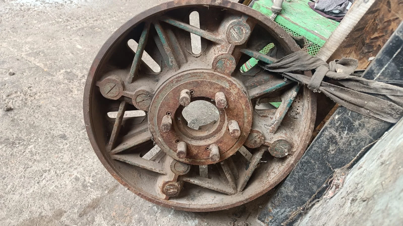 4. Manual Chuck thumbnail 2