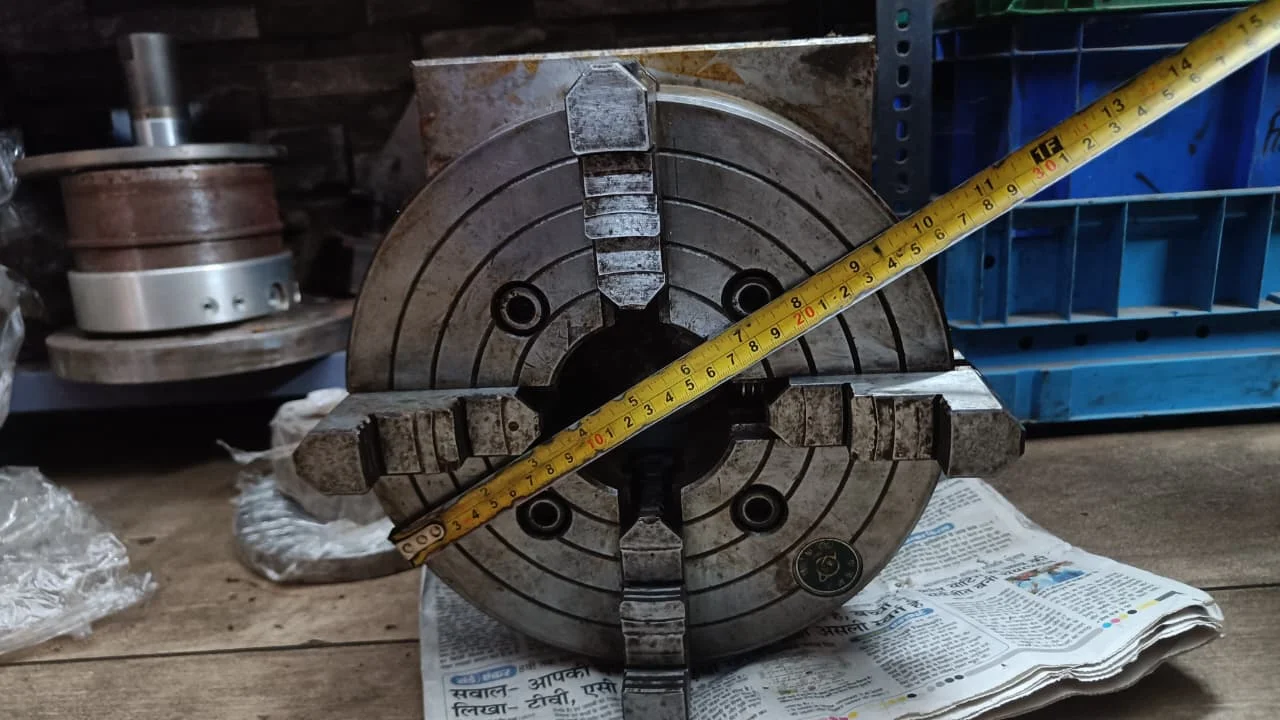 7. Manual Chuck