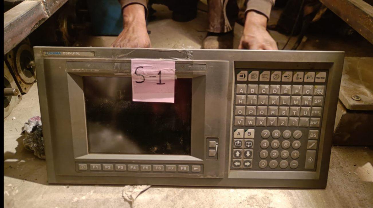 Screen With Keyboard 2